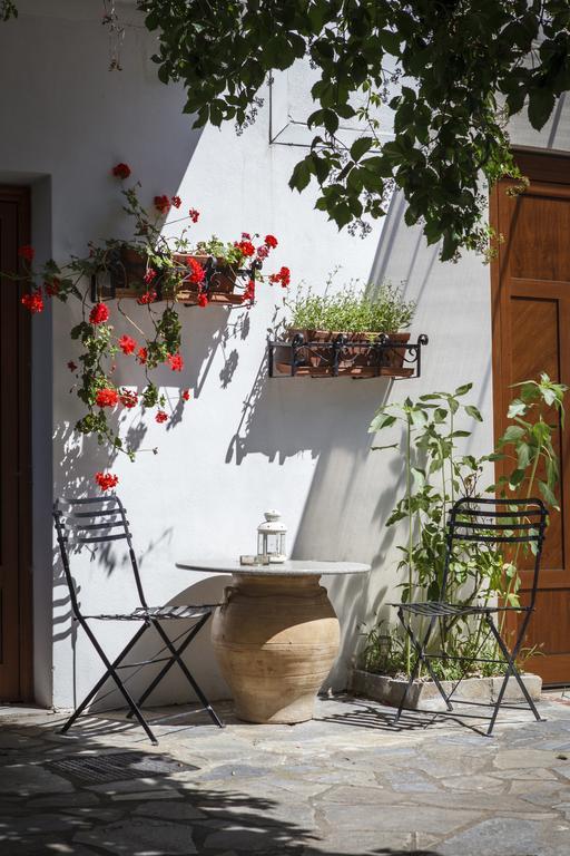 Seranides Boutique Hotel Kato Gatzea Esterno foto
